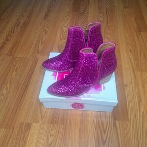 Not Rated Fiesta V Cut Booties